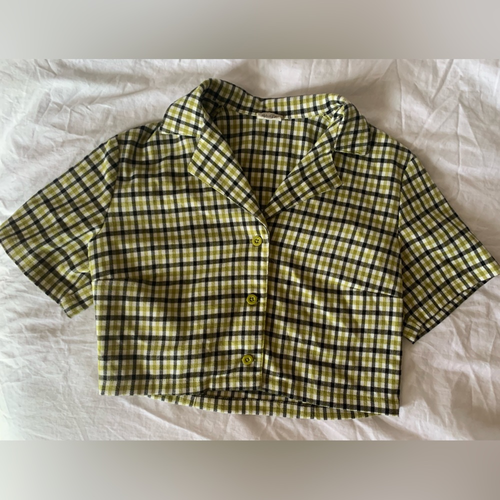 Brandy Melville button up crop